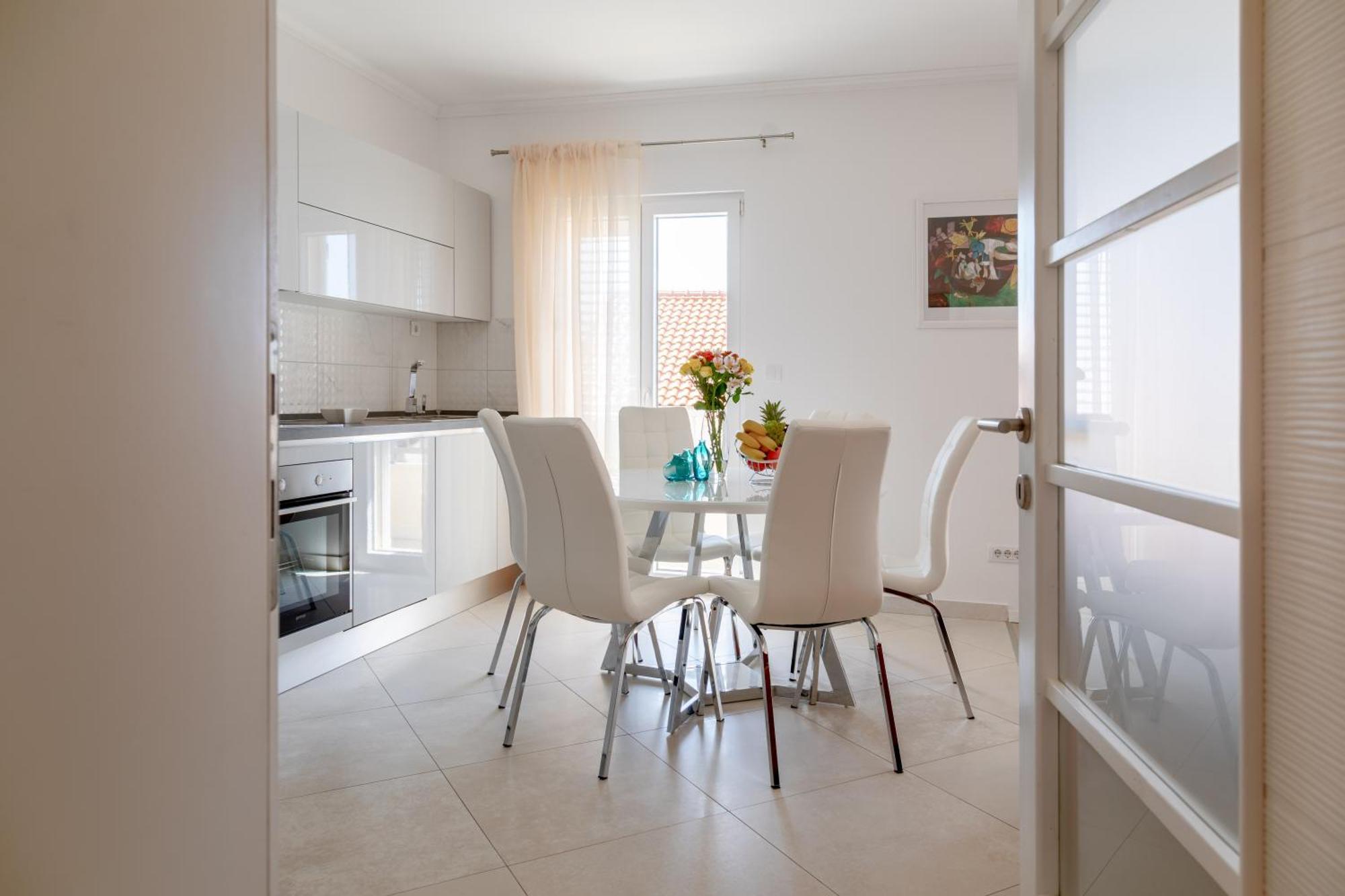 Apartament Pavlovic *